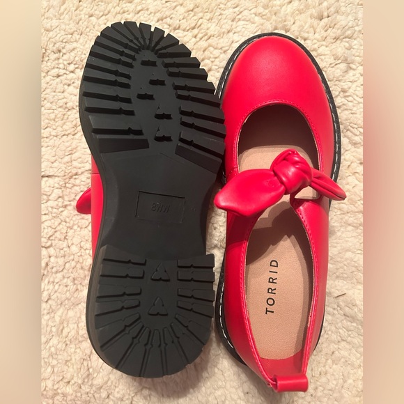NWOT Torrid Lug Sole Mary Jane - Picture 5 of 5
